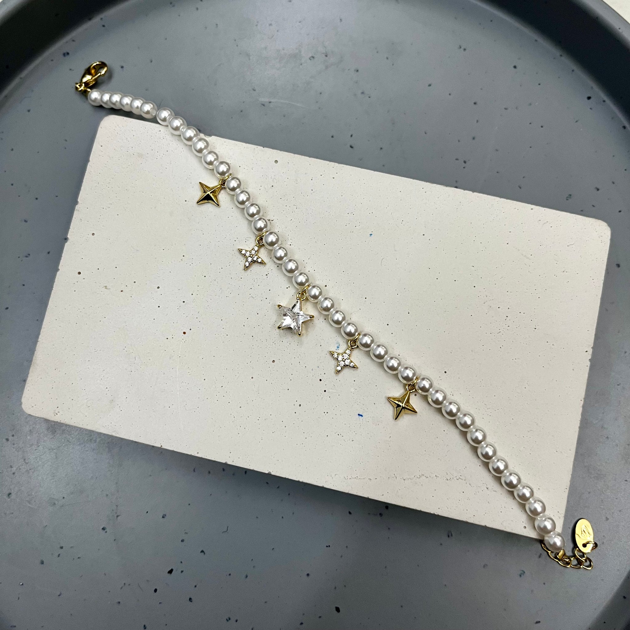 STAR PEARL CHAIN BRACELET