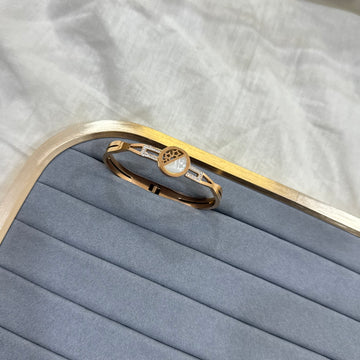 WHITE SPARKLING KADA