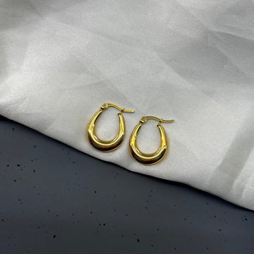 OVAL HOOPS