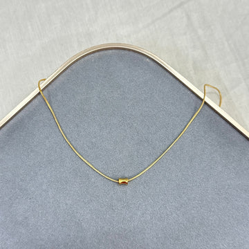 MINIMALIST GOLD NECKLACE