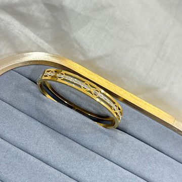 ARDHYA DIAMOND KADA