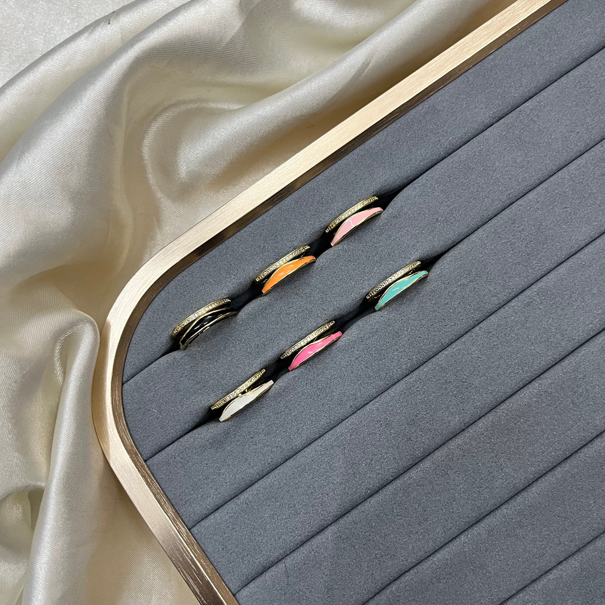 TWINED RADIANCE RING