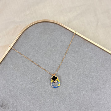 CLOVER WITH TRANSPARENT CIRCLE CHAIN