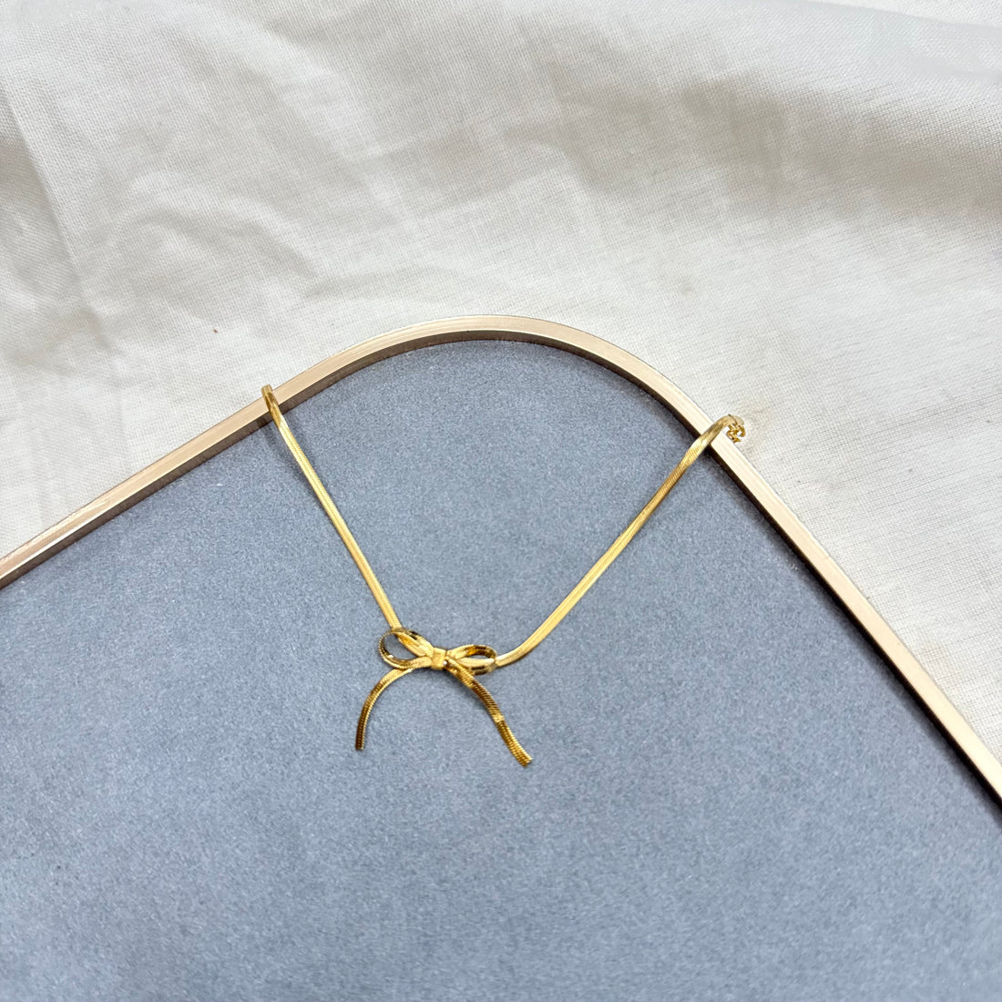 BOW CHAIN BRACELET