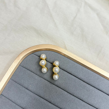 TWISTES PEARL EARRINGS