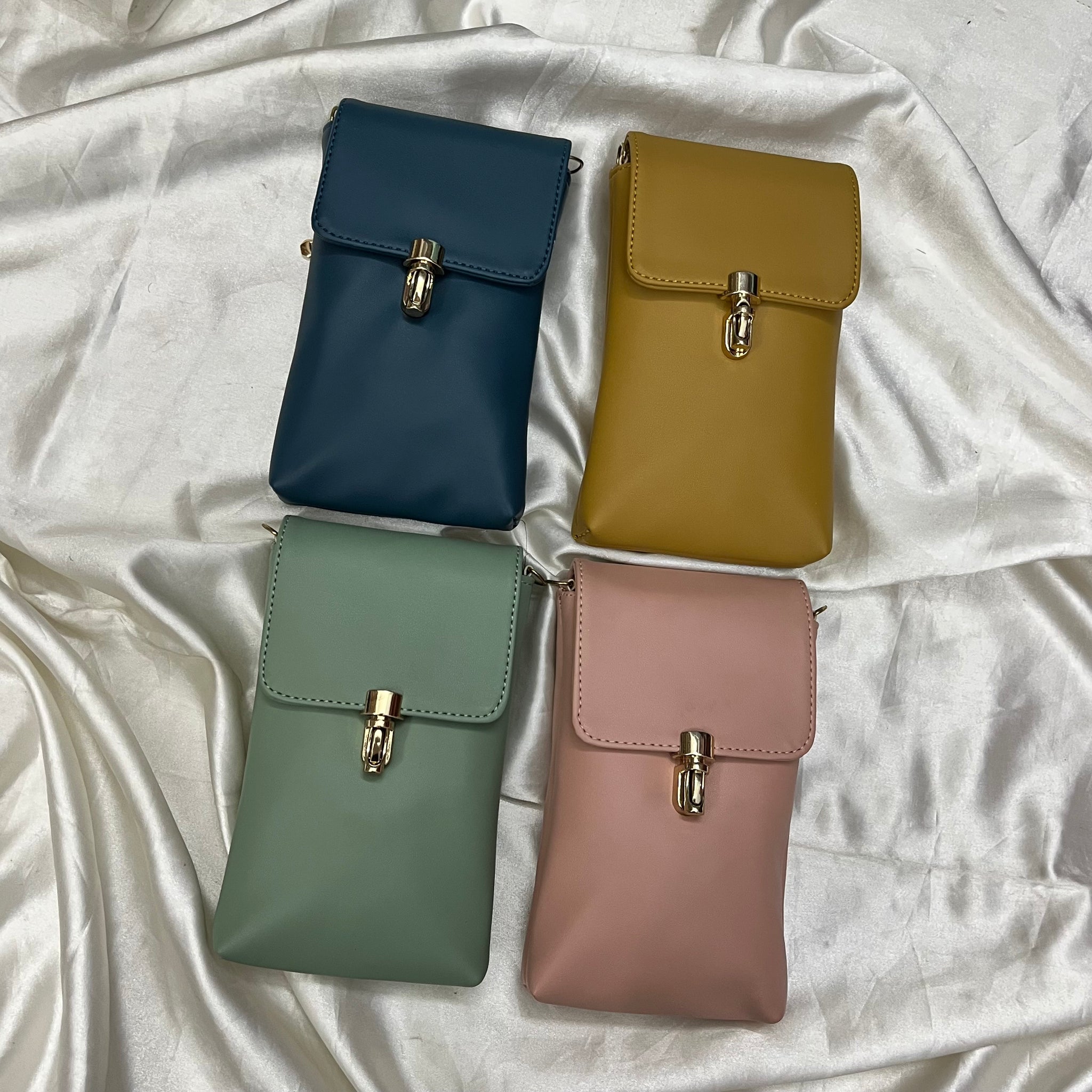 POCKET WHO? BAG
