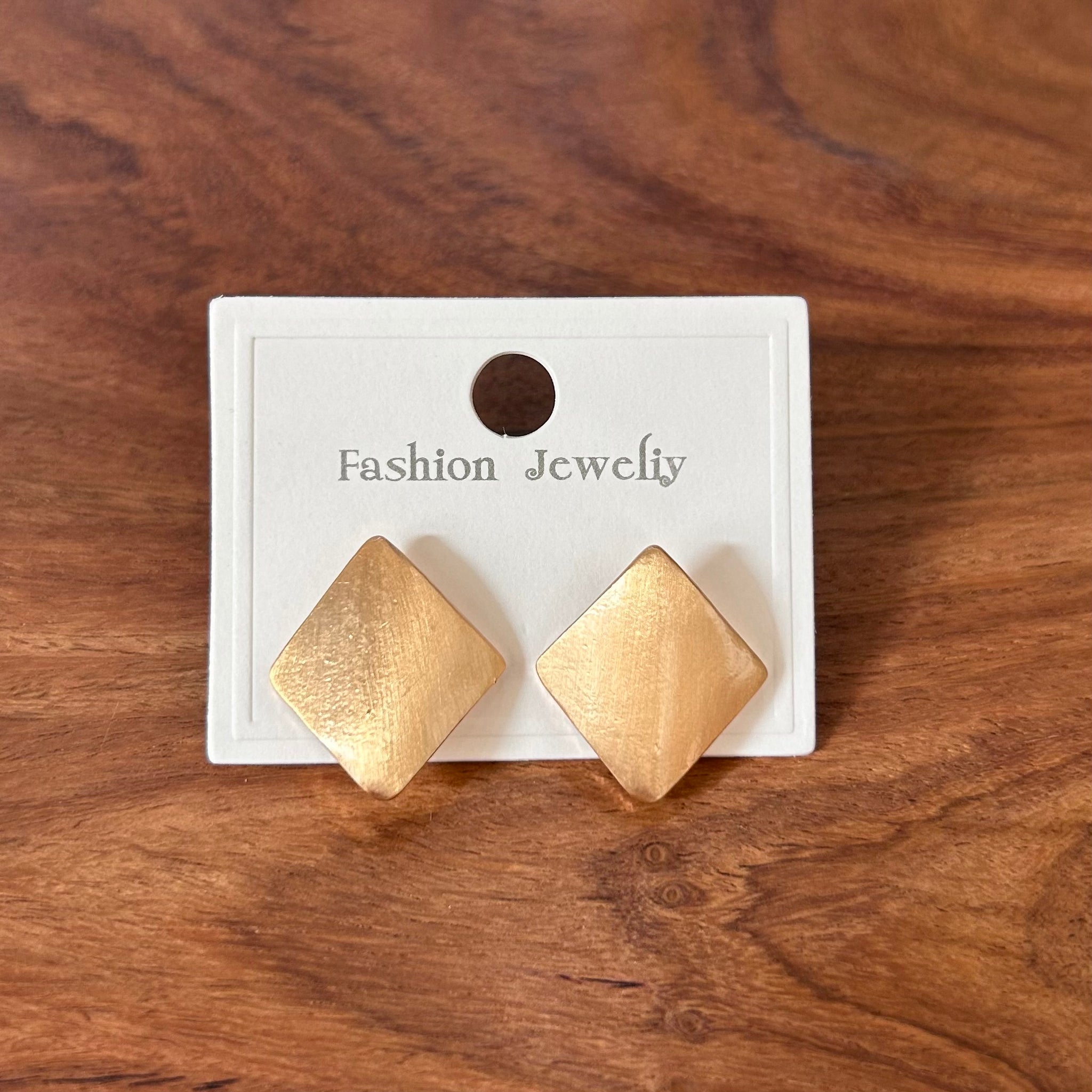 RHOMBUS STUD EARRINGS