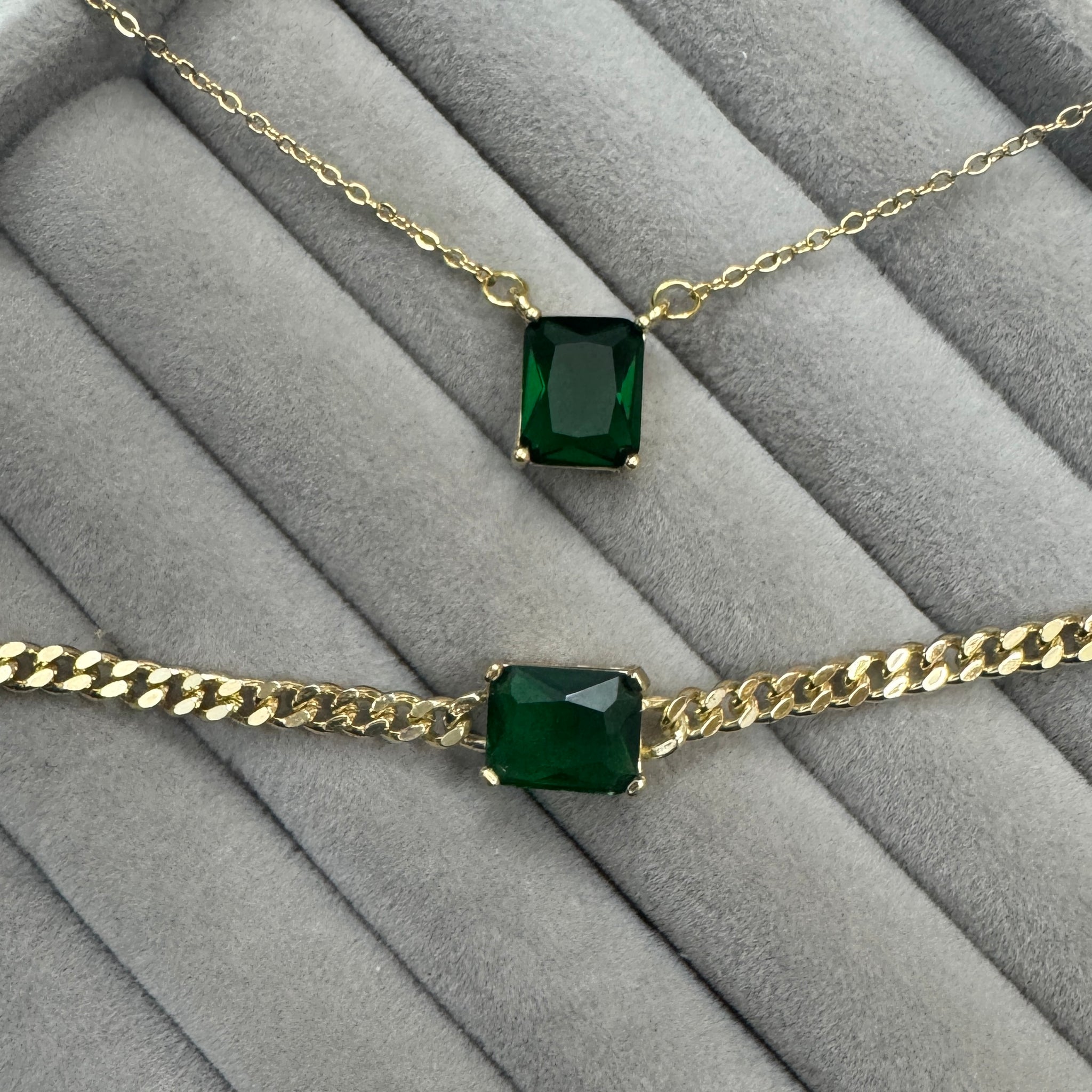 EMERALD GREEN SETS