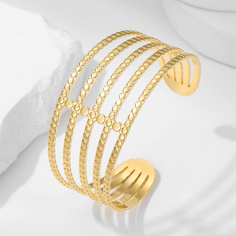 HOLLOW OUT 18K GOLD PLATED BRACELET