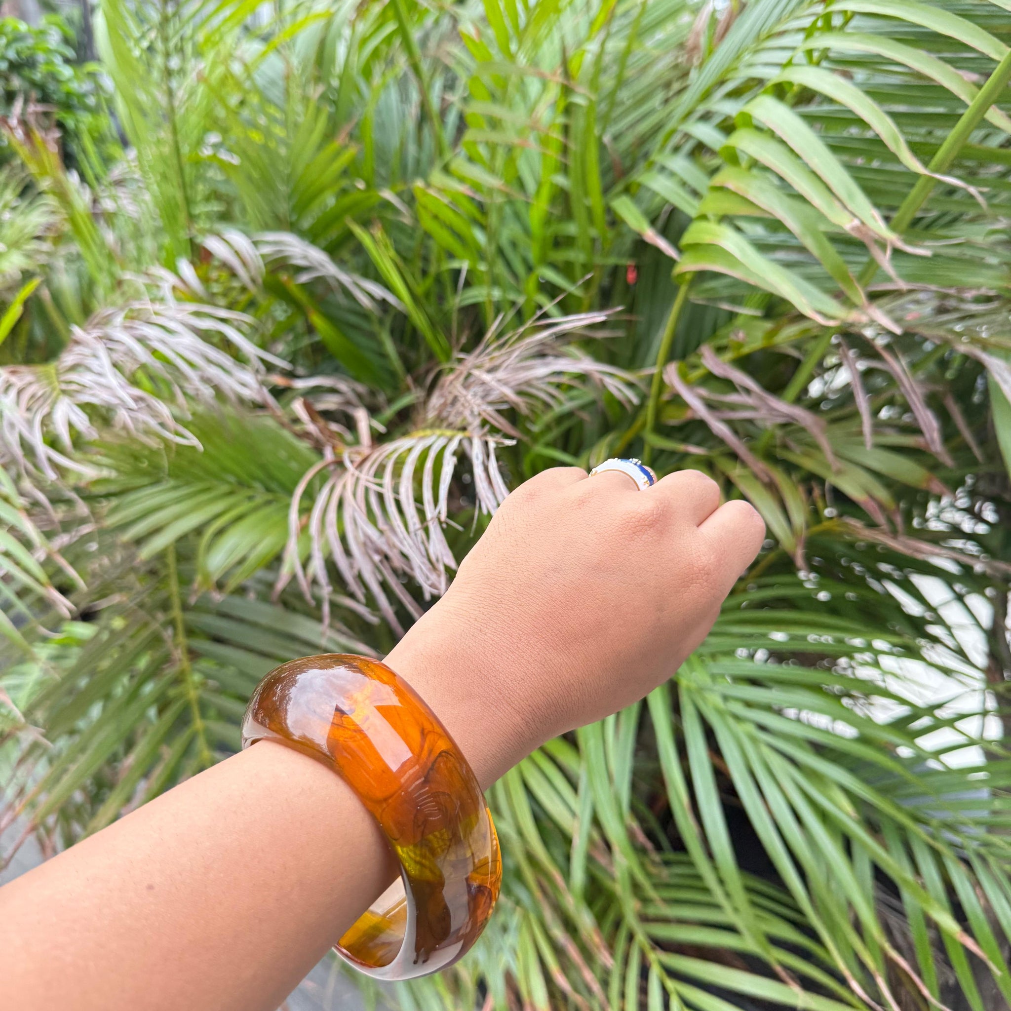 RADIANCE RESIN BANGLES