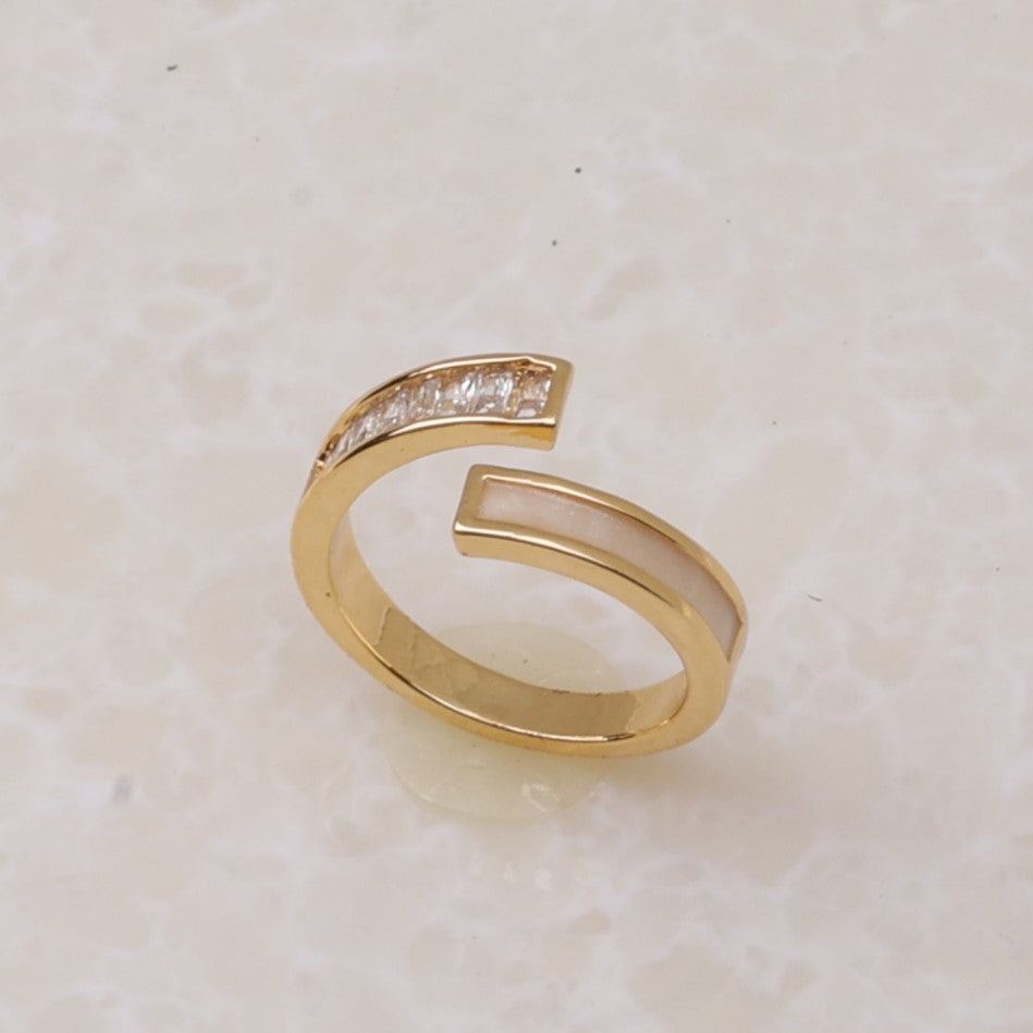 STELLA 18K GOLD PLATED RING