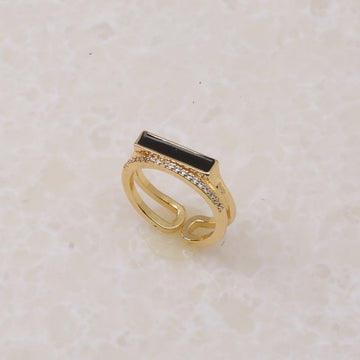 BLACK STATEMENT 18K GOLD PLATED RING