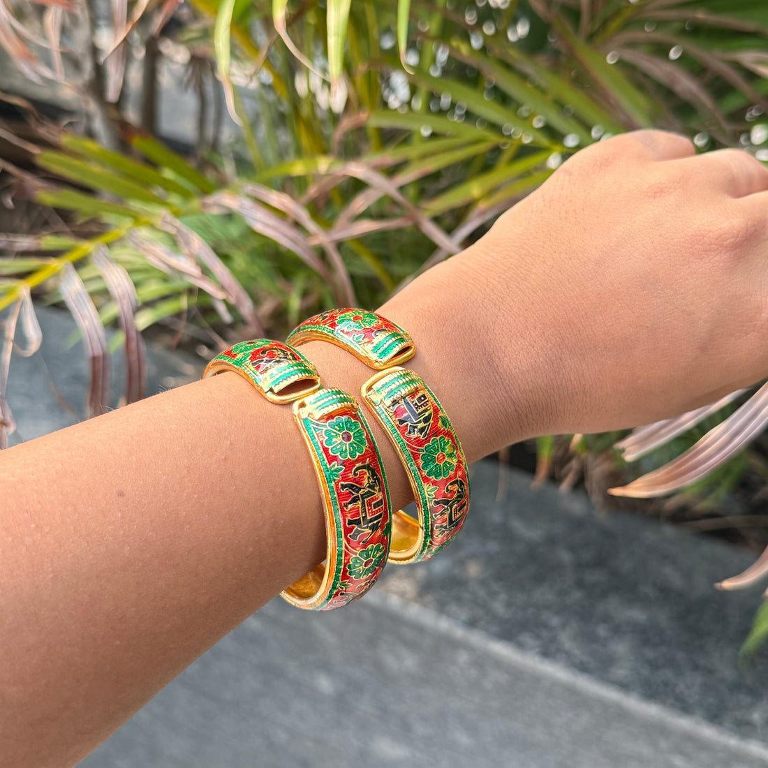 MULTICOLOUR MEENAKARI KADA